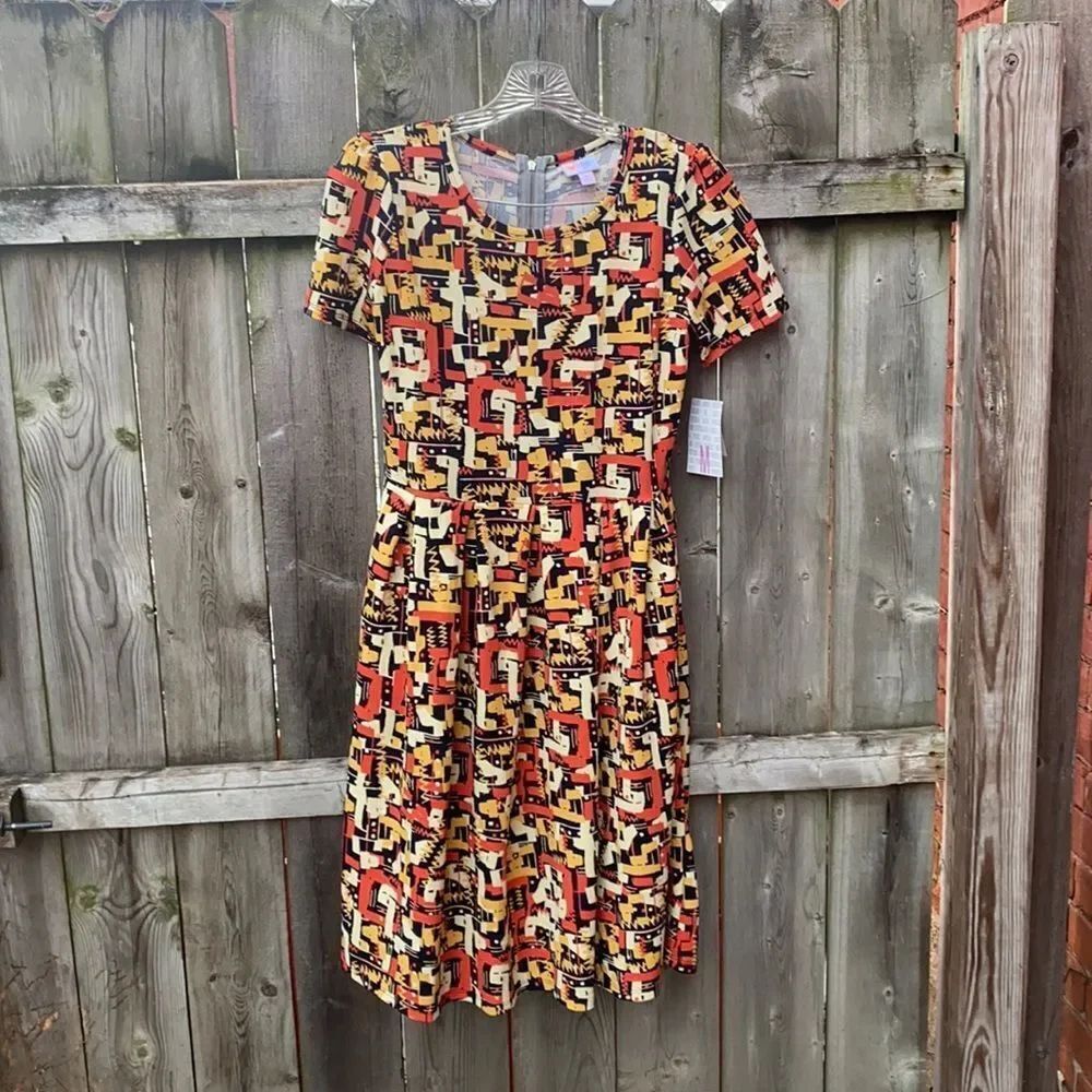 Lularoe Dress sz. M NWT